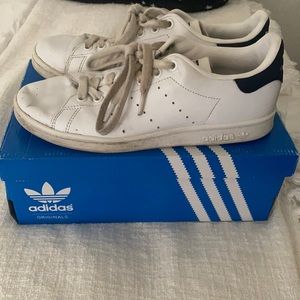 white and navy stan smiths